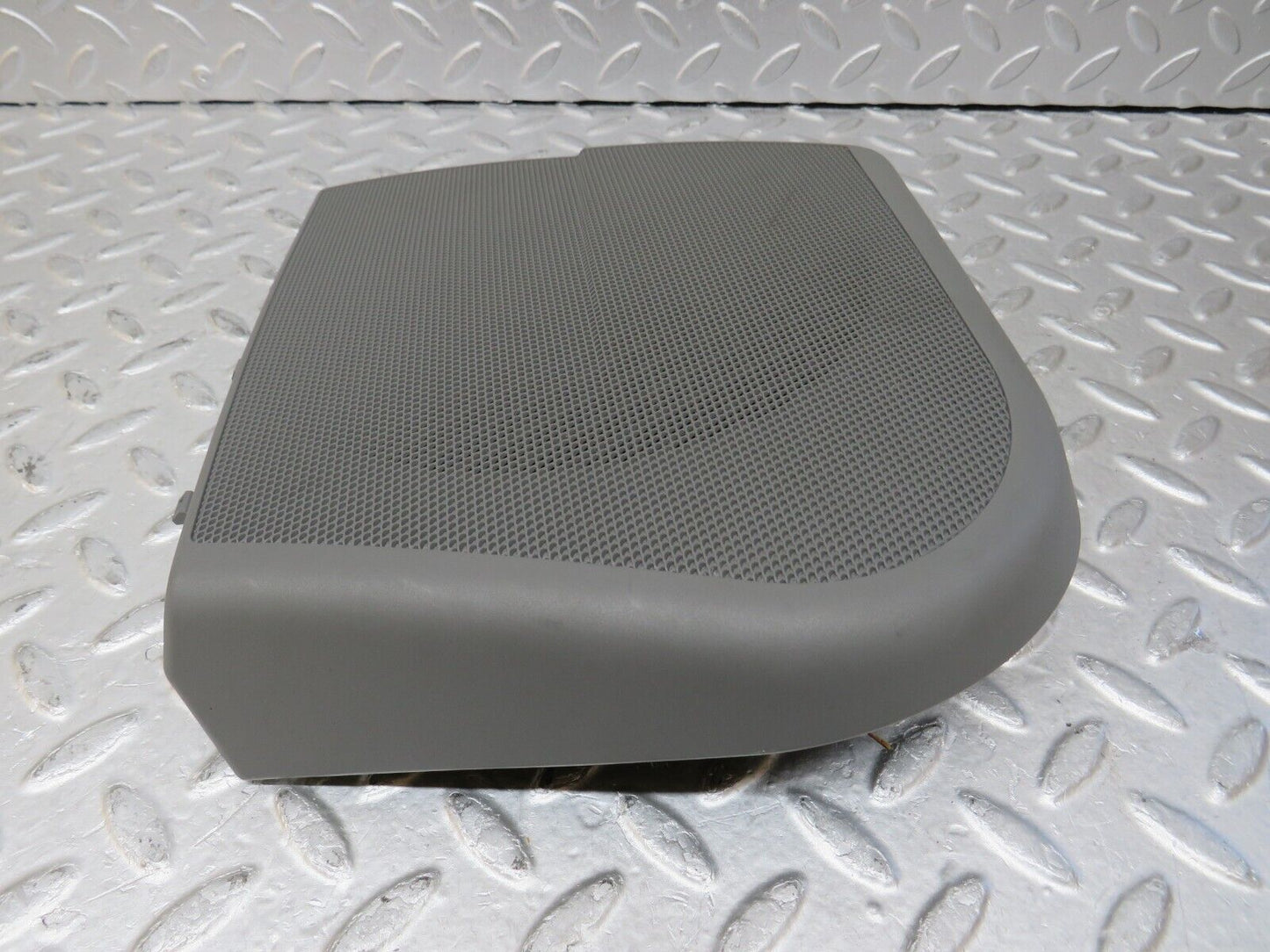 35205 Mercedes-Benz W221 Rear Door Speaker Right Side Grey 2217370288