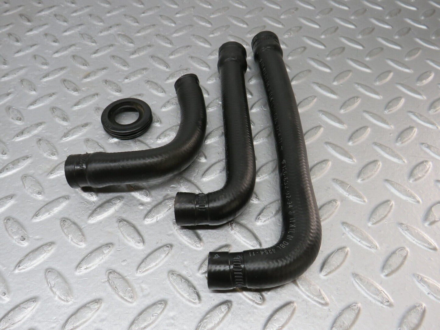 36282 Mercedes-Benz W126 420SE Heater Hose Pipe Set 1268320294 1268320394 1268321294
