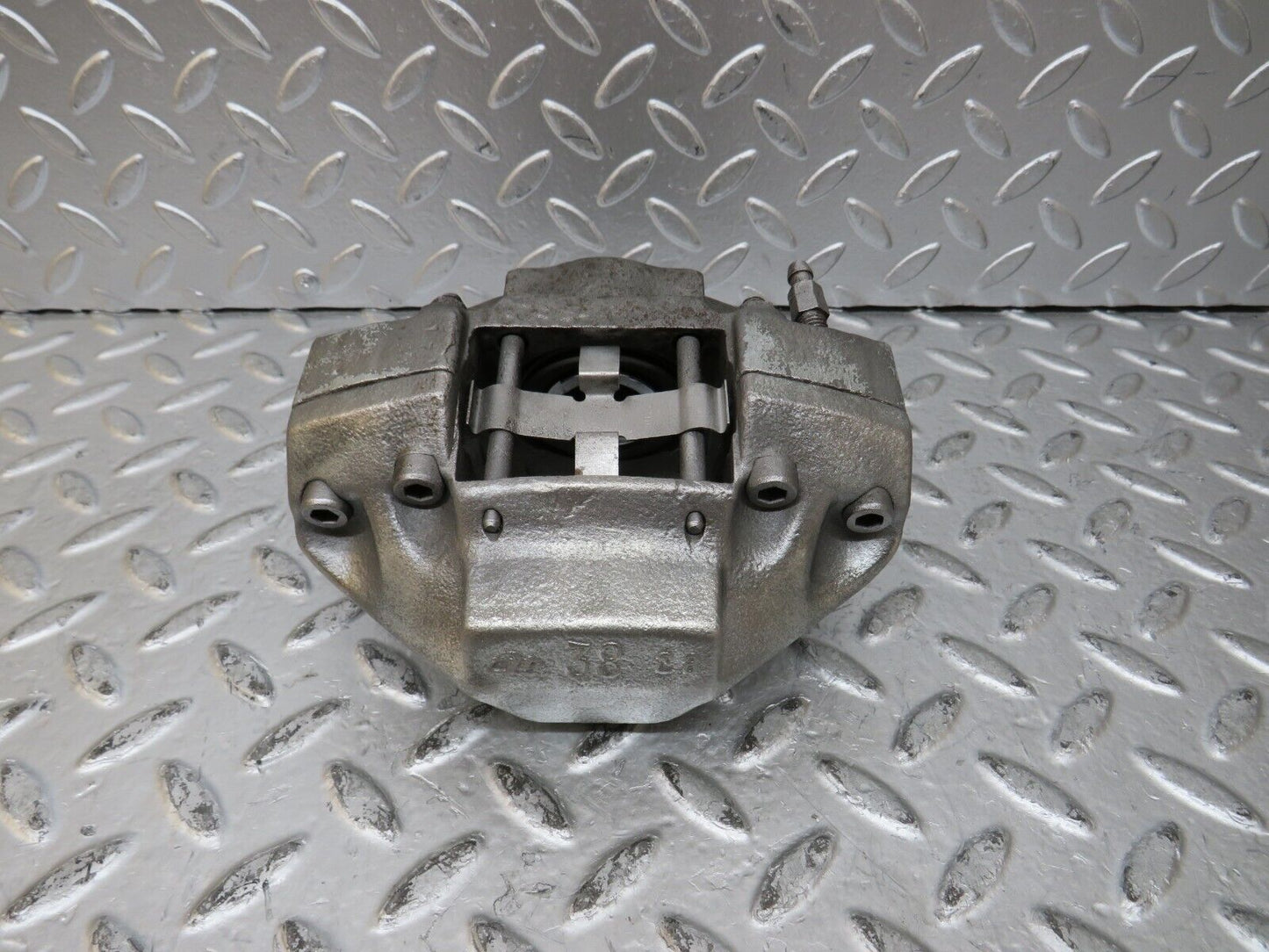 26657 Mercedes-Benz W116 450SE Rear Left Brake Caliper ATE 38