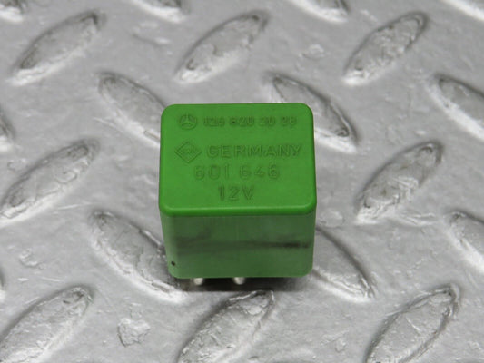 36087 Mercedes-Benz W126 420SE Headlight Wiper Relay 1268202026