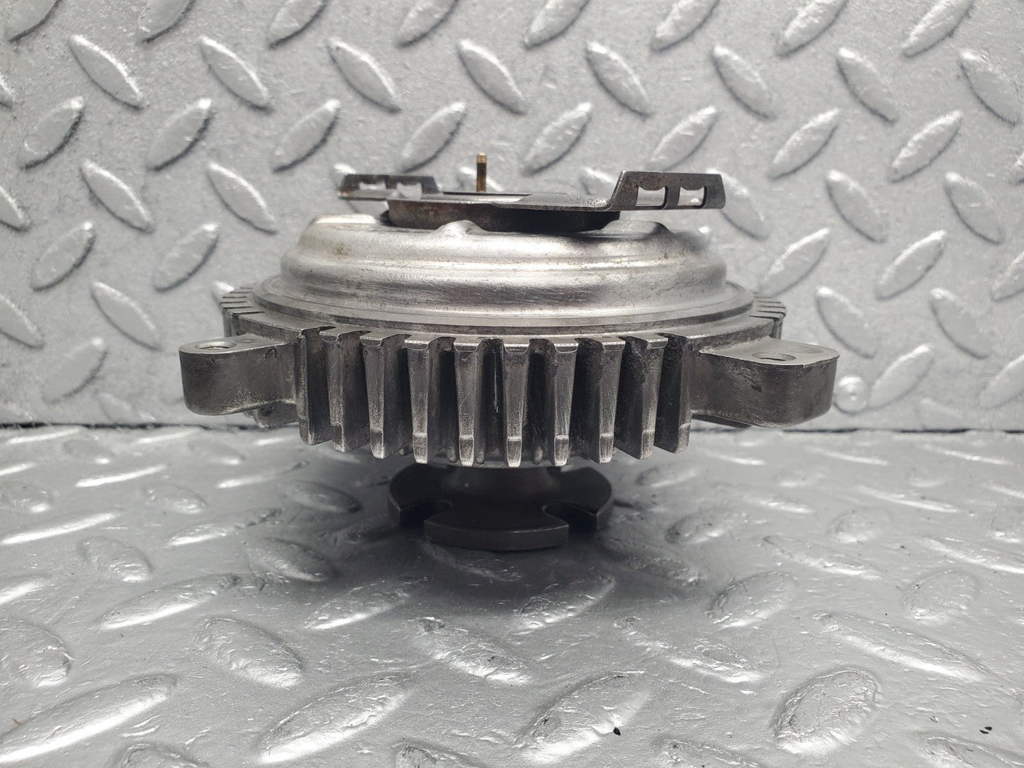 47050984