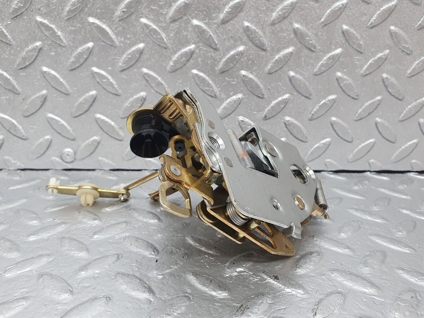 44149 Mercedes-Benz C123 230CE Coupe Left Door Lock Mechanism