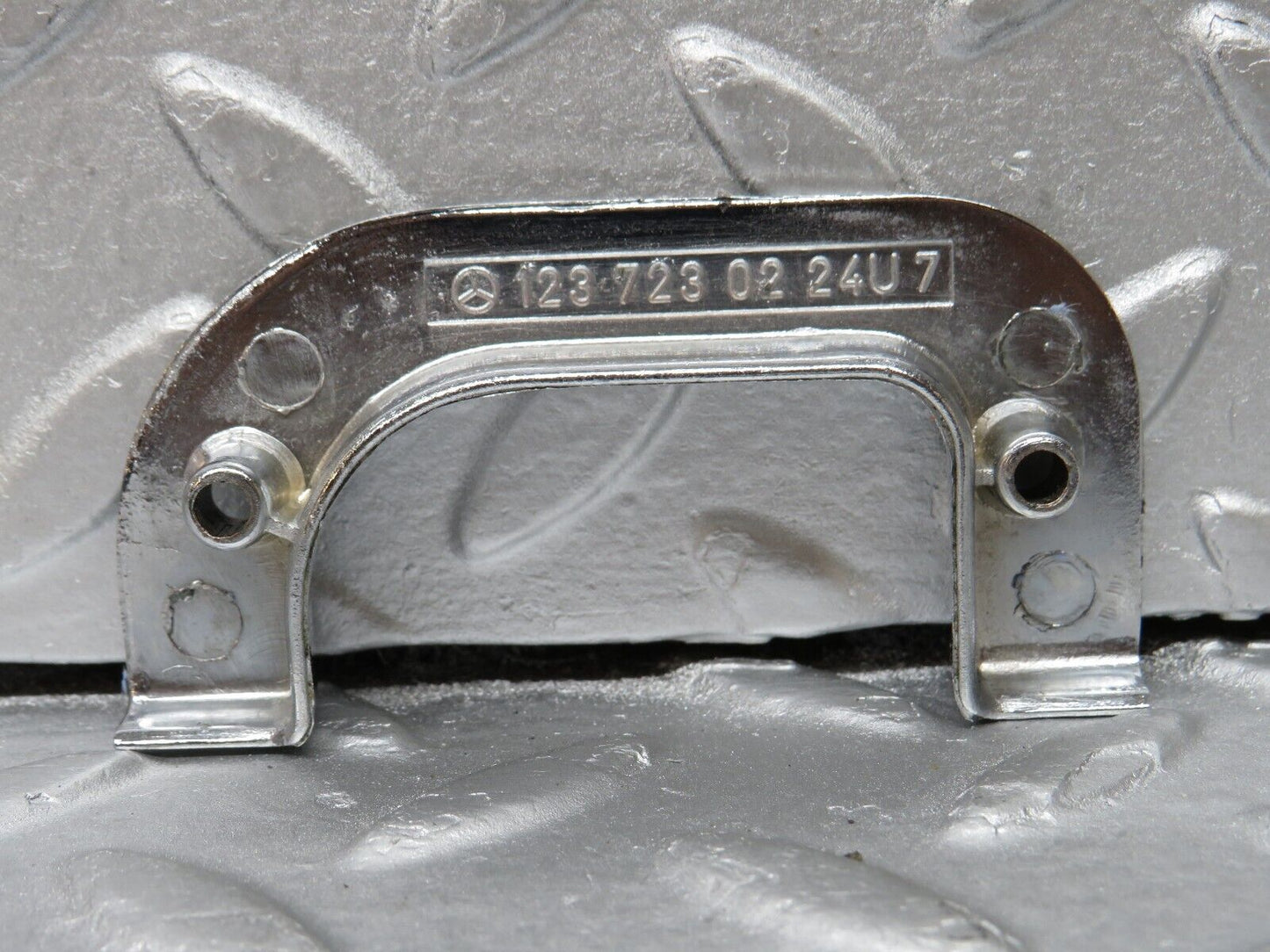 36094 Mercedes-Benz W126 420SE Interior Chrome Door Latch Right 1237230224