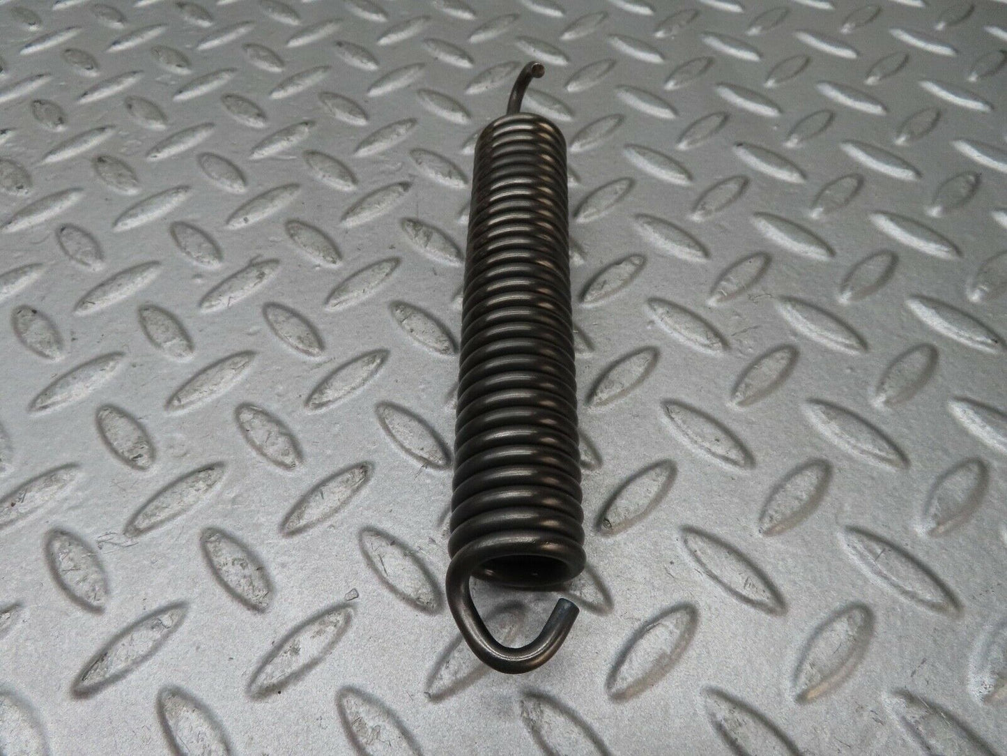 17602 Mercedes-Benz W116 450SEL Bonnet Hinge Spring