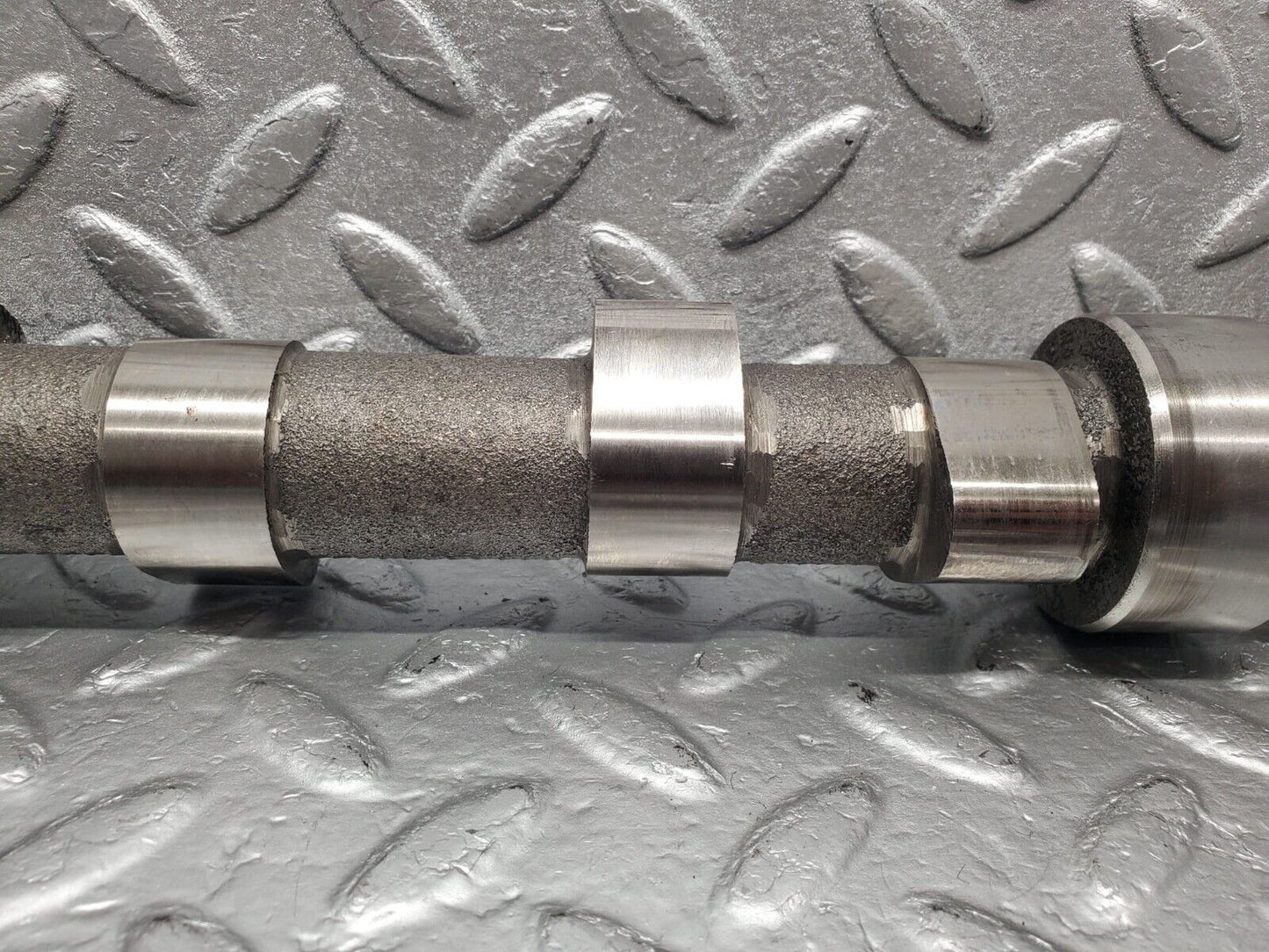 46325 Mercedes-Benz W123 300D Camshaft OM617