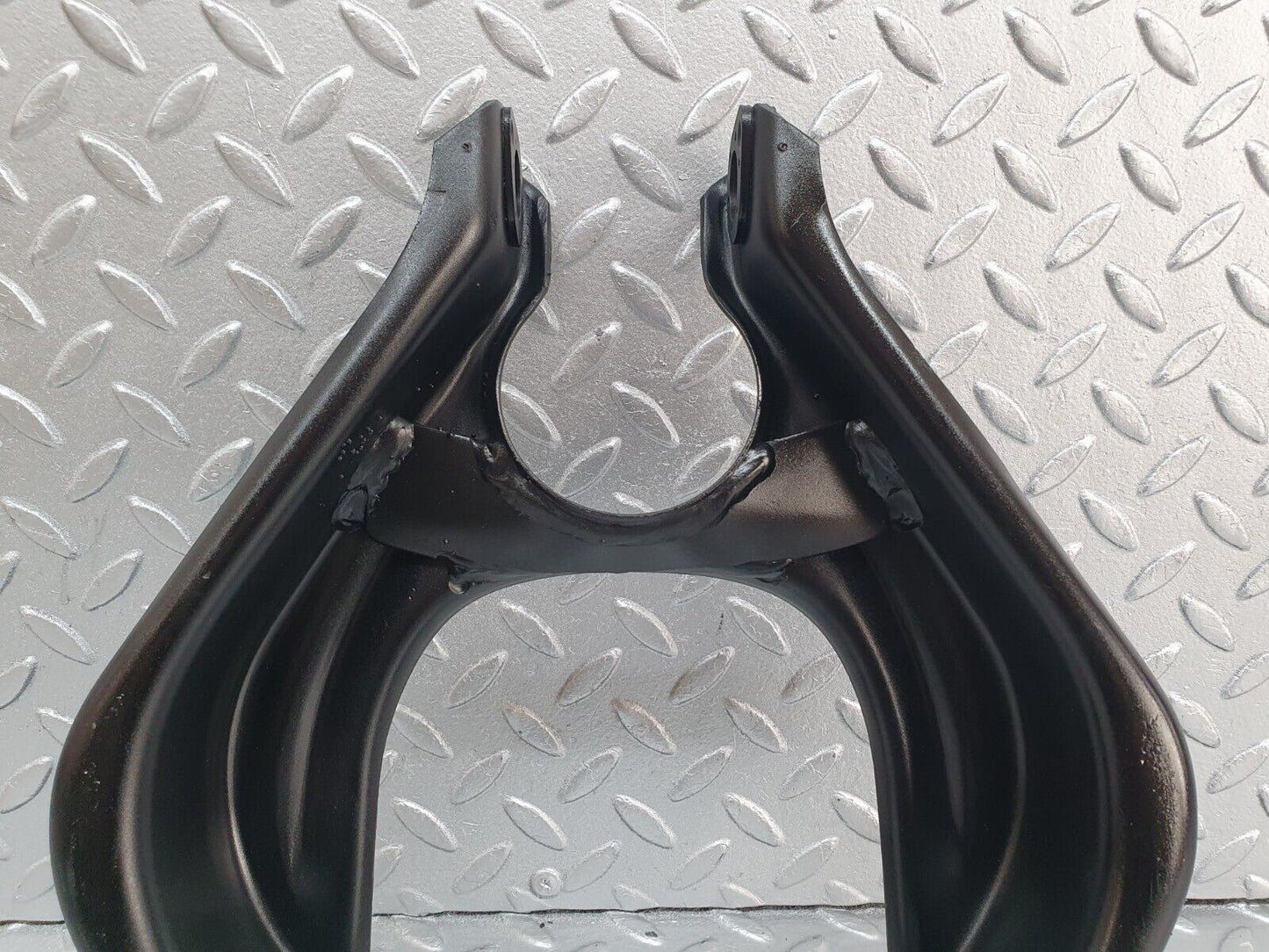 43201 Mercedes-Benz W108 280SE Front Left Upper Control Arm