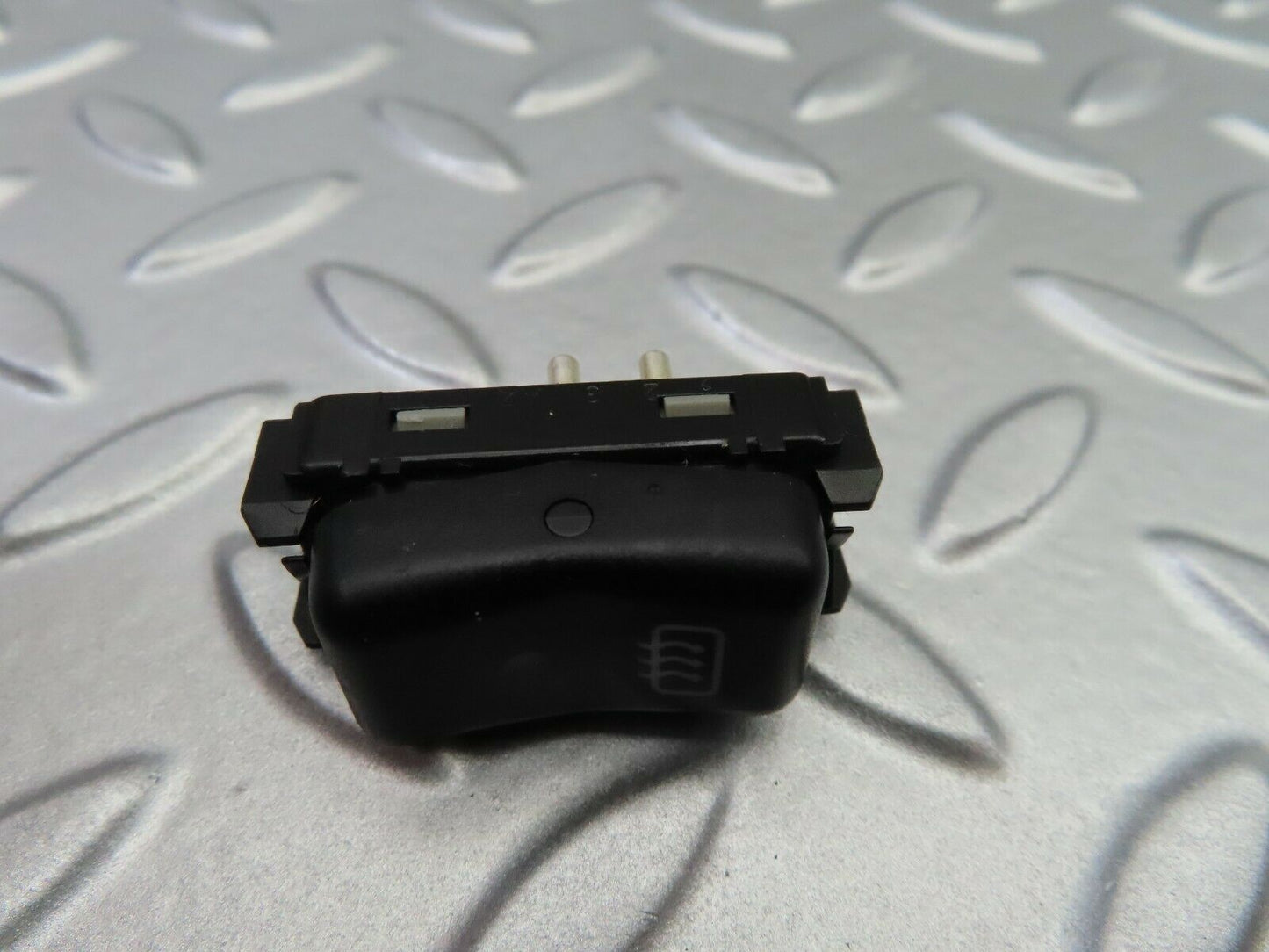 6470 Mercedes-Benz S124 E220 Wagon Rear Windscreen Defroster Switch 1298207410