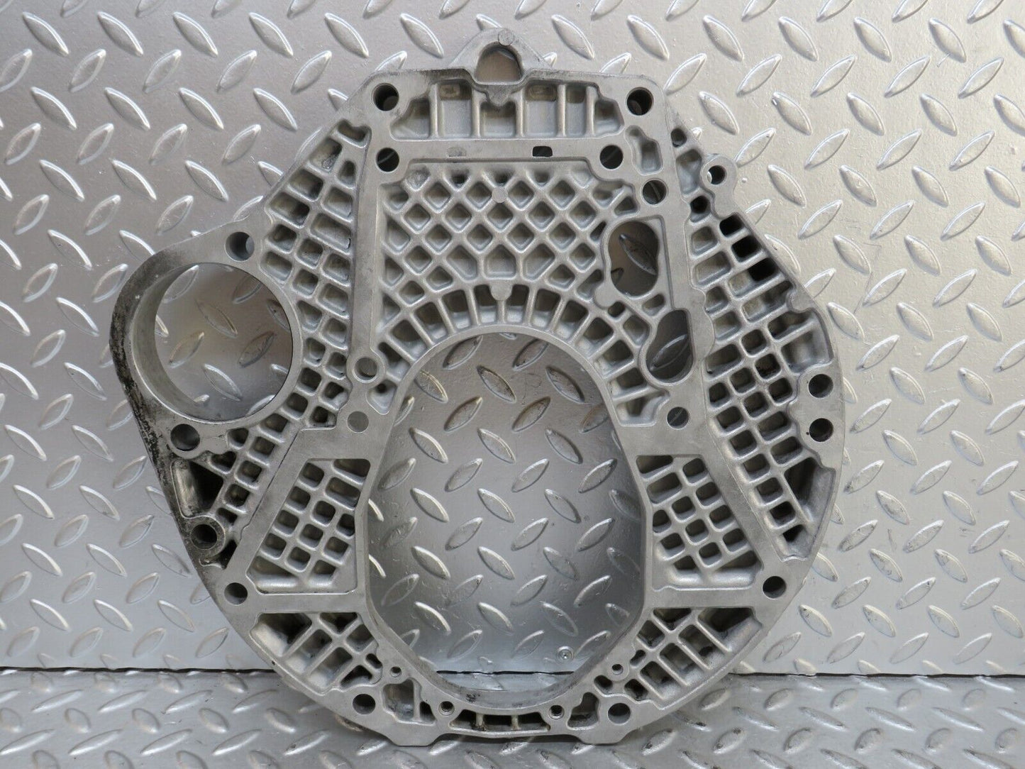 28058 Mercedes-Benz W123 280E Gearbox Flange 1100111545