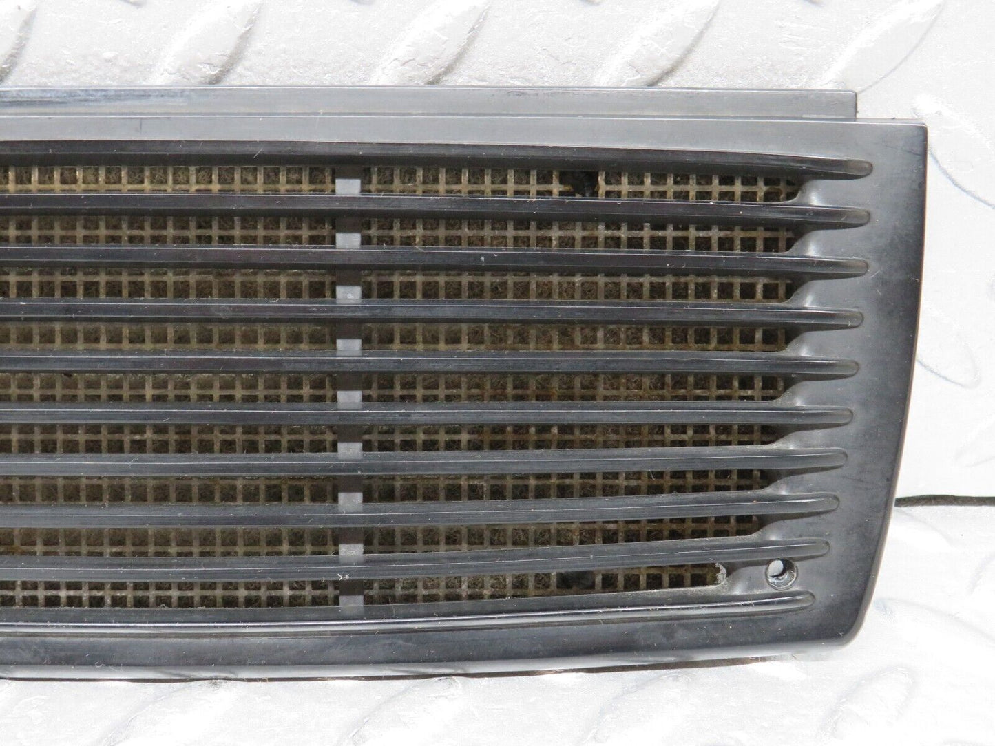 37489 Mercedes-Benz W109 300SEL Dashboard Speaker Cover