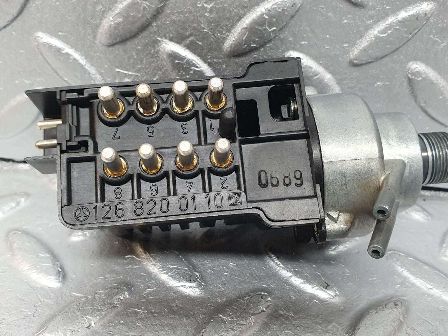 40888 Mercedes-Benz W126 300SE Heater Control Switch 1268200110