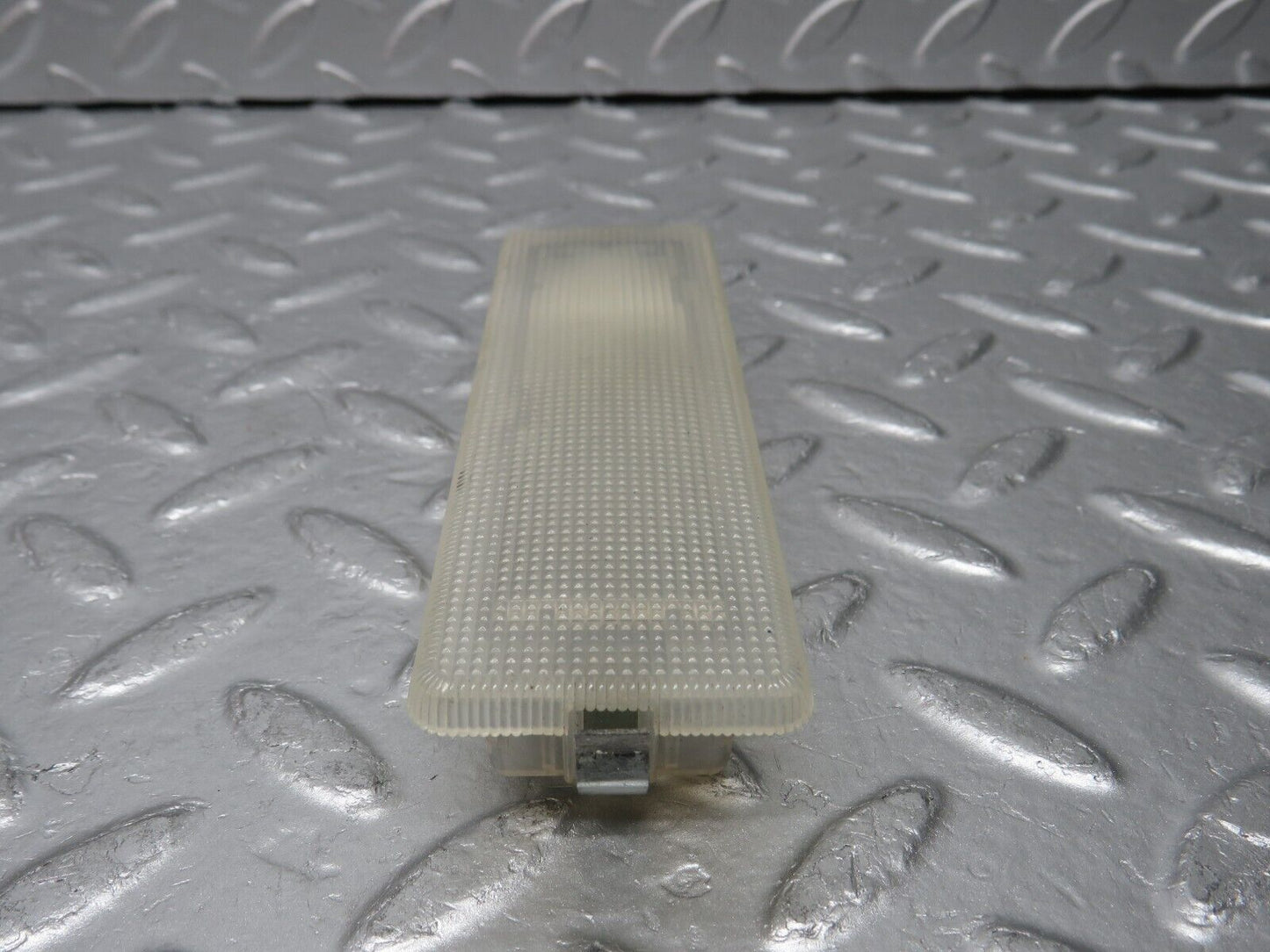 31320 Mercedes-Benz S124 220TE Wagon Rear Interior Dome Light 0018200601