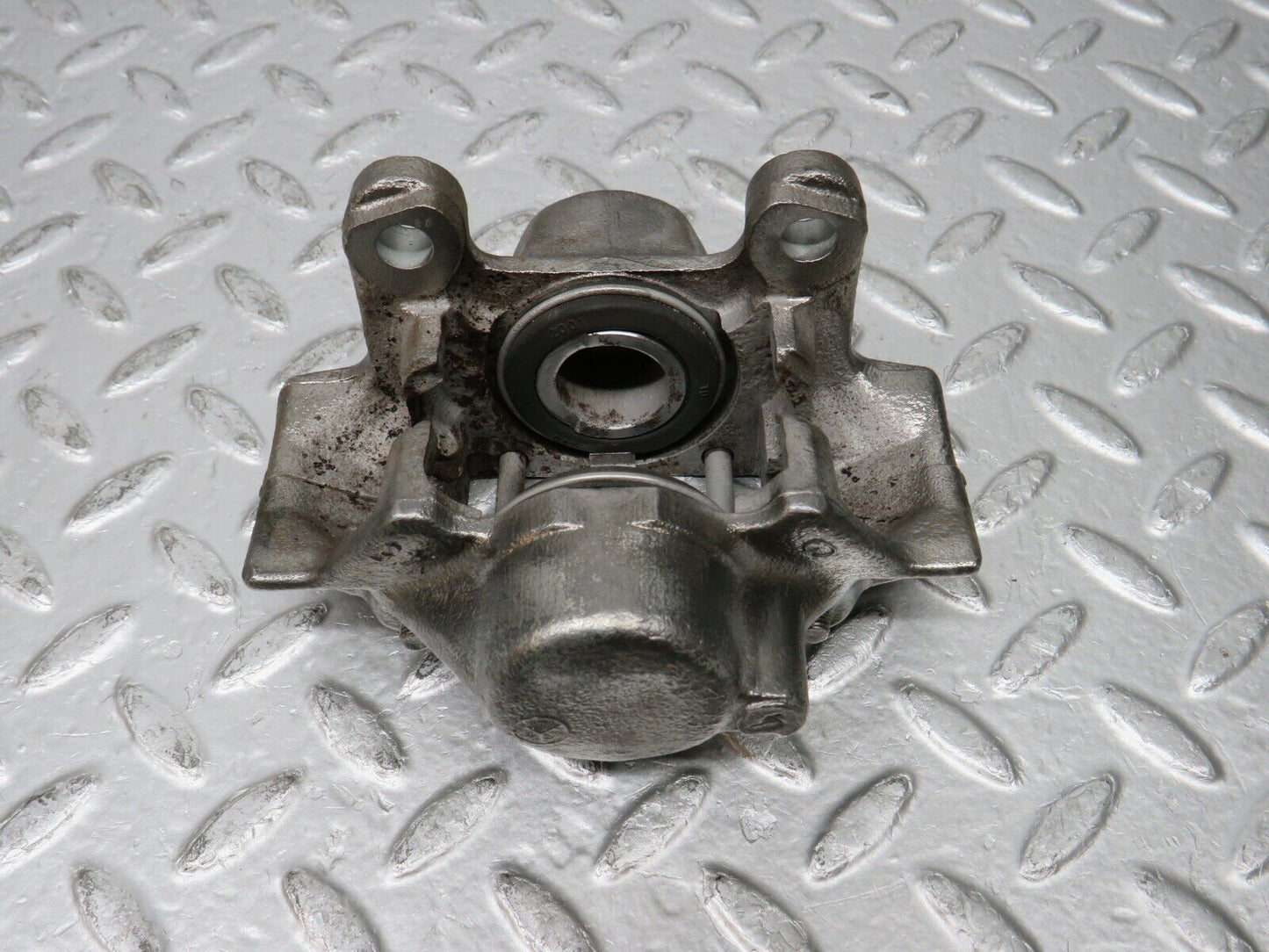 30886 Mercedes-Benz W201 190E Rear Left Brake Caliper Ate 128