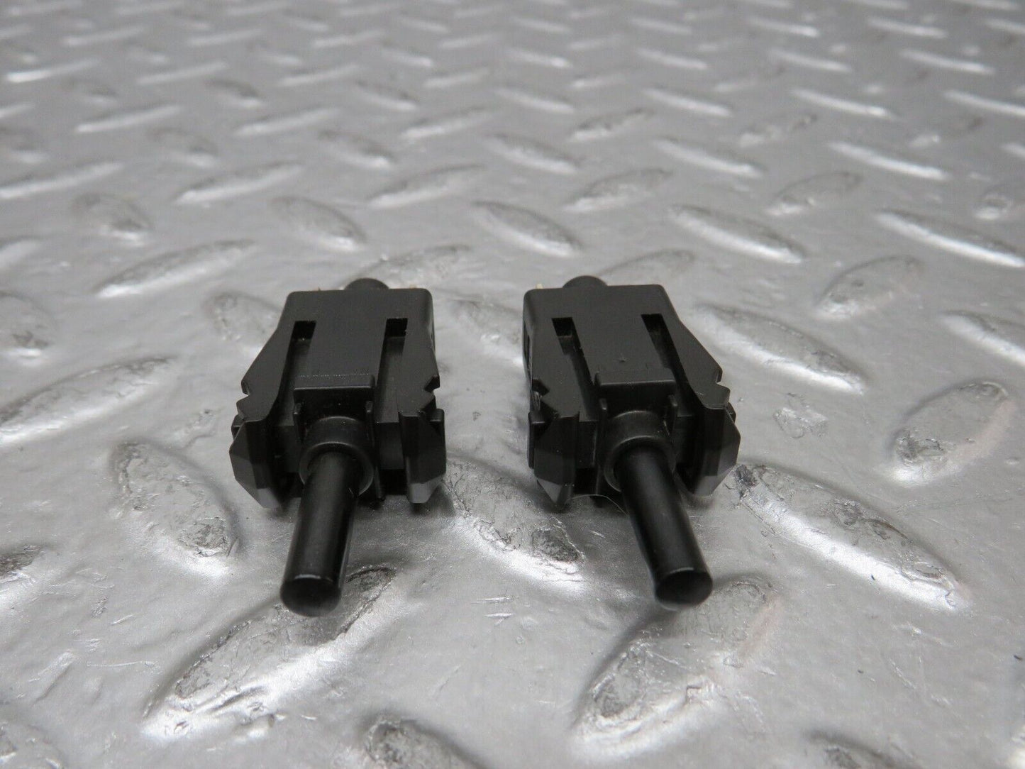 26719 Mercedes-Benz C124 220CE Coupe Door Contact Switch Pair 0015458714