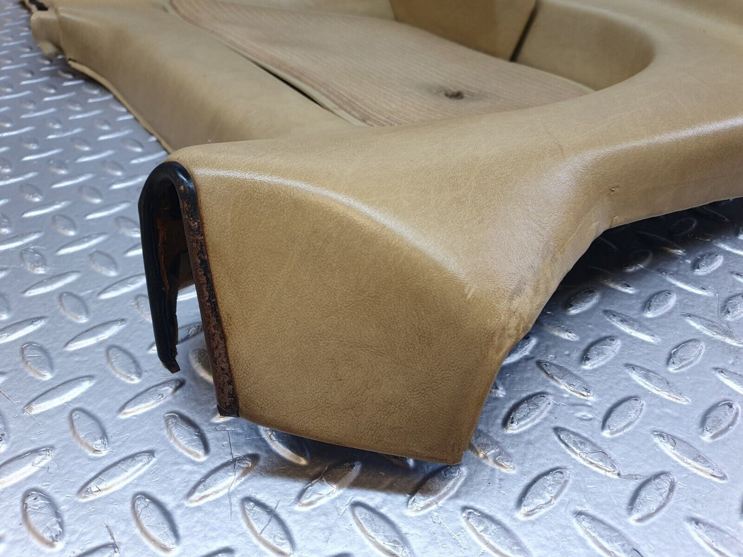 44051 Mercedes-Benz C123 230CE Coupe Rear Right Card Panel Beige