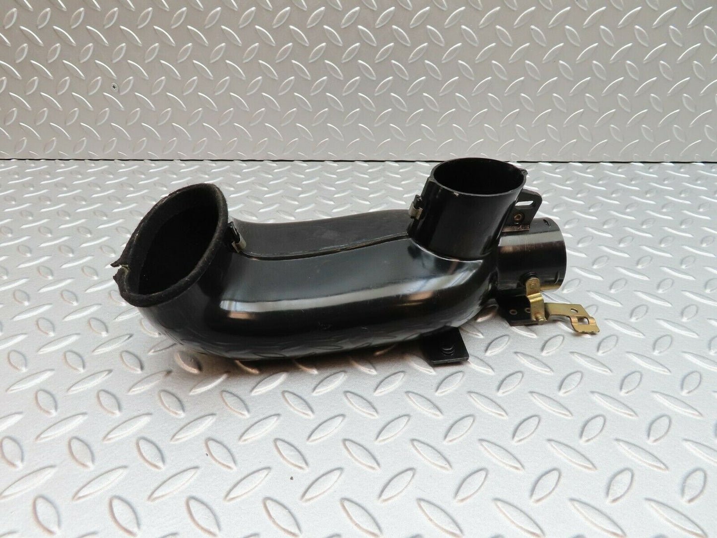 5001 Mercedes-Benz R107 350SL Heater Air Duct