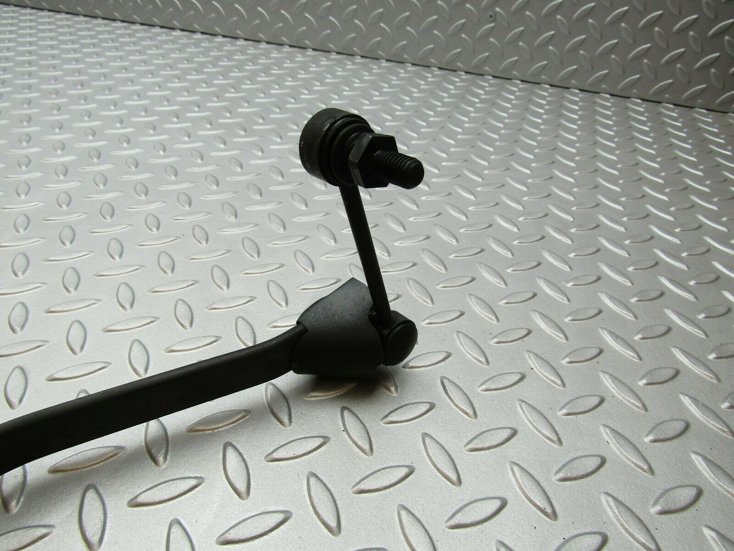 3286 Mercedes-Benz W115 220D Anti Roll Bar Rear Axle 1153261065