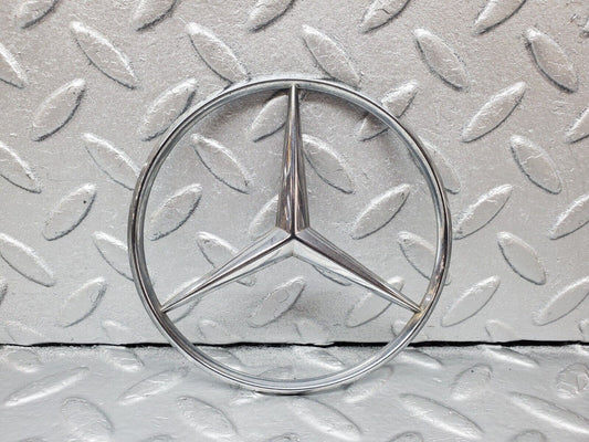 45850 Mercedes-Benz W126 420SE Trunk Lid Badge Emblem 1267580158