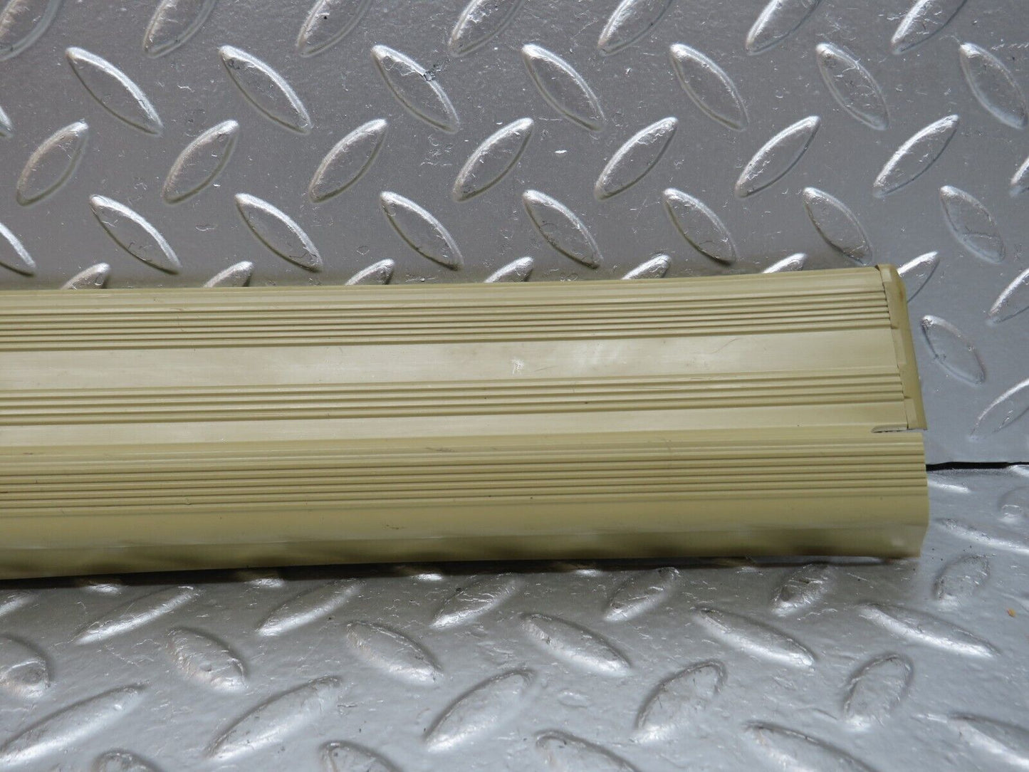 29281 Mercedes-Benz W124 230E Rear Left Door Sill Trim