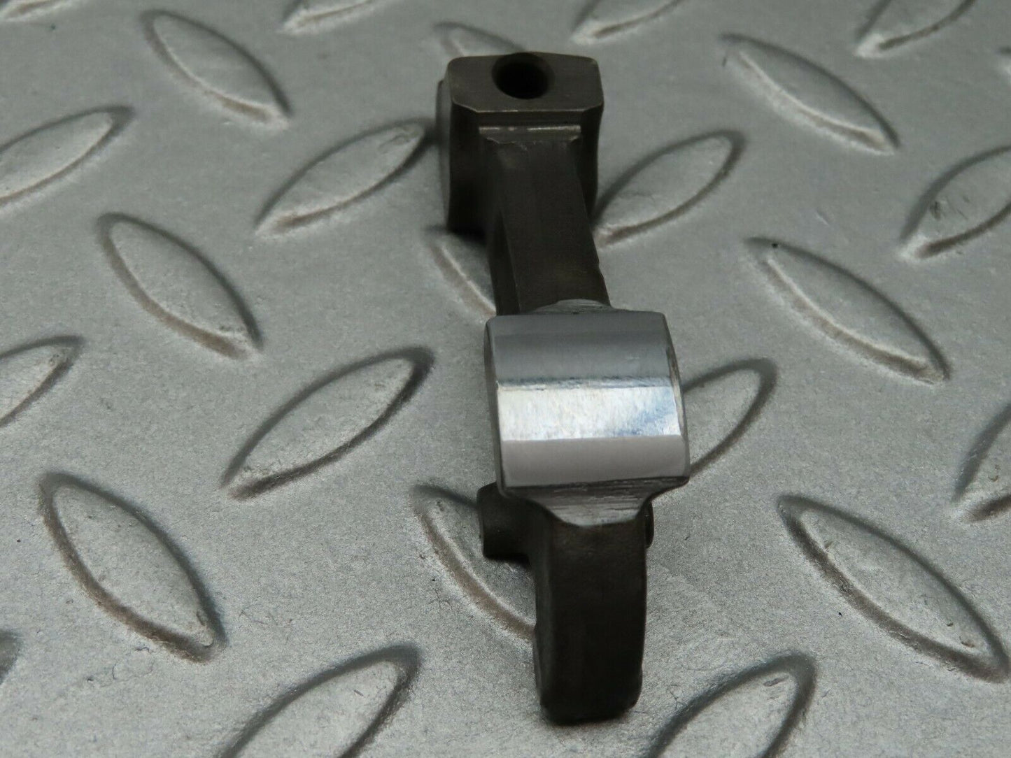 3539 Mercedes-Benz W108 280SE Valve Rocker Arm With Retaining Spring