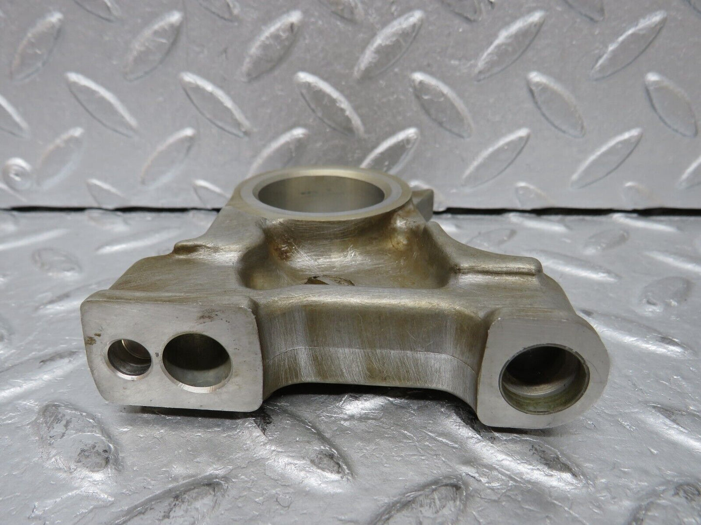 37115 Mercedes-Benz C126 420SEC Coupe Camshaft Tower Bearing 1160513610