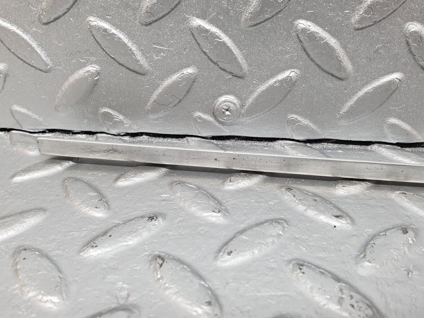 41715 Mercedes-Benz W124 200E Sunroof Chrome Trim