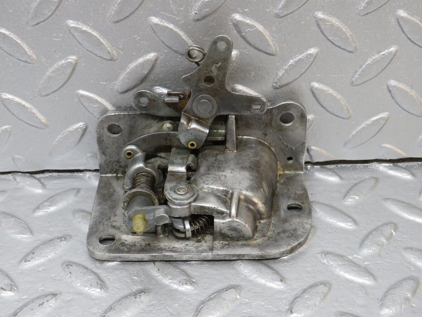 40283 Mercedes-Benz W110 230 Rear Left Door Lock Mechanism
