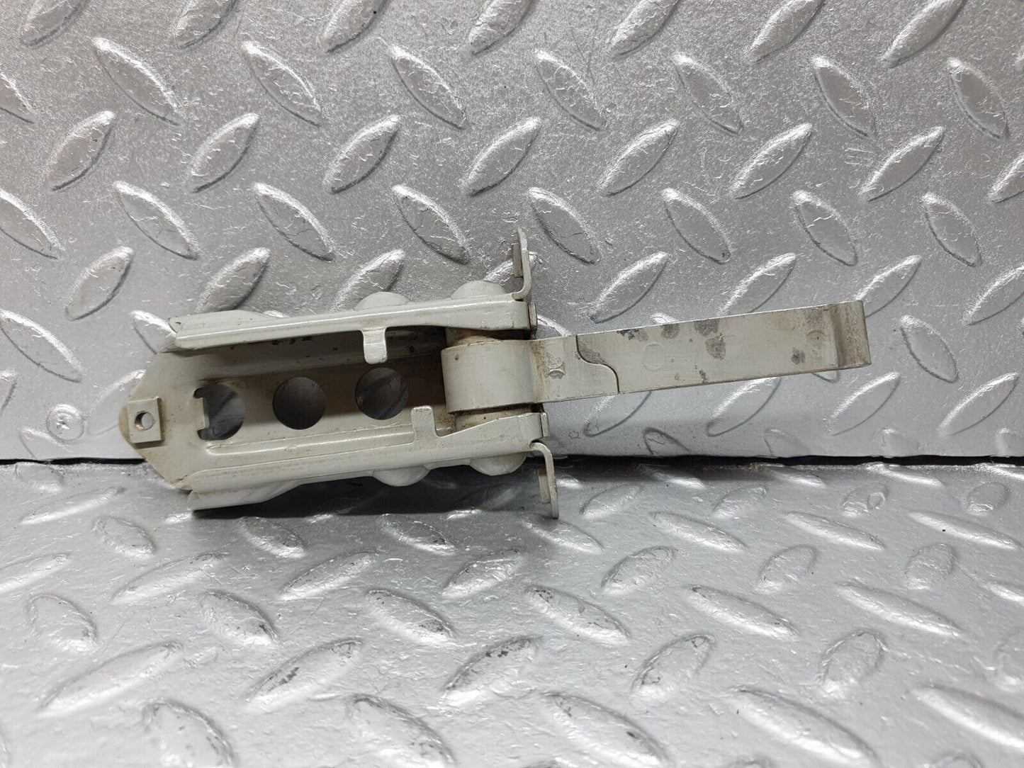 41538 Mercedes-Benz W124 200E Door Safety Check Strap