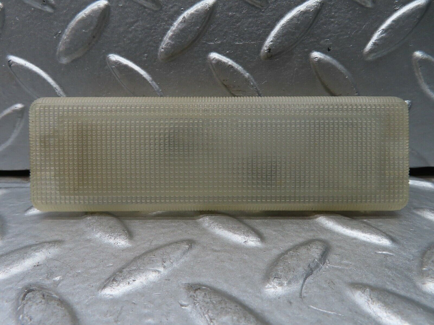 21245 Mercedes-Benz W123 230E Rear Interior Dome Light 2018200001