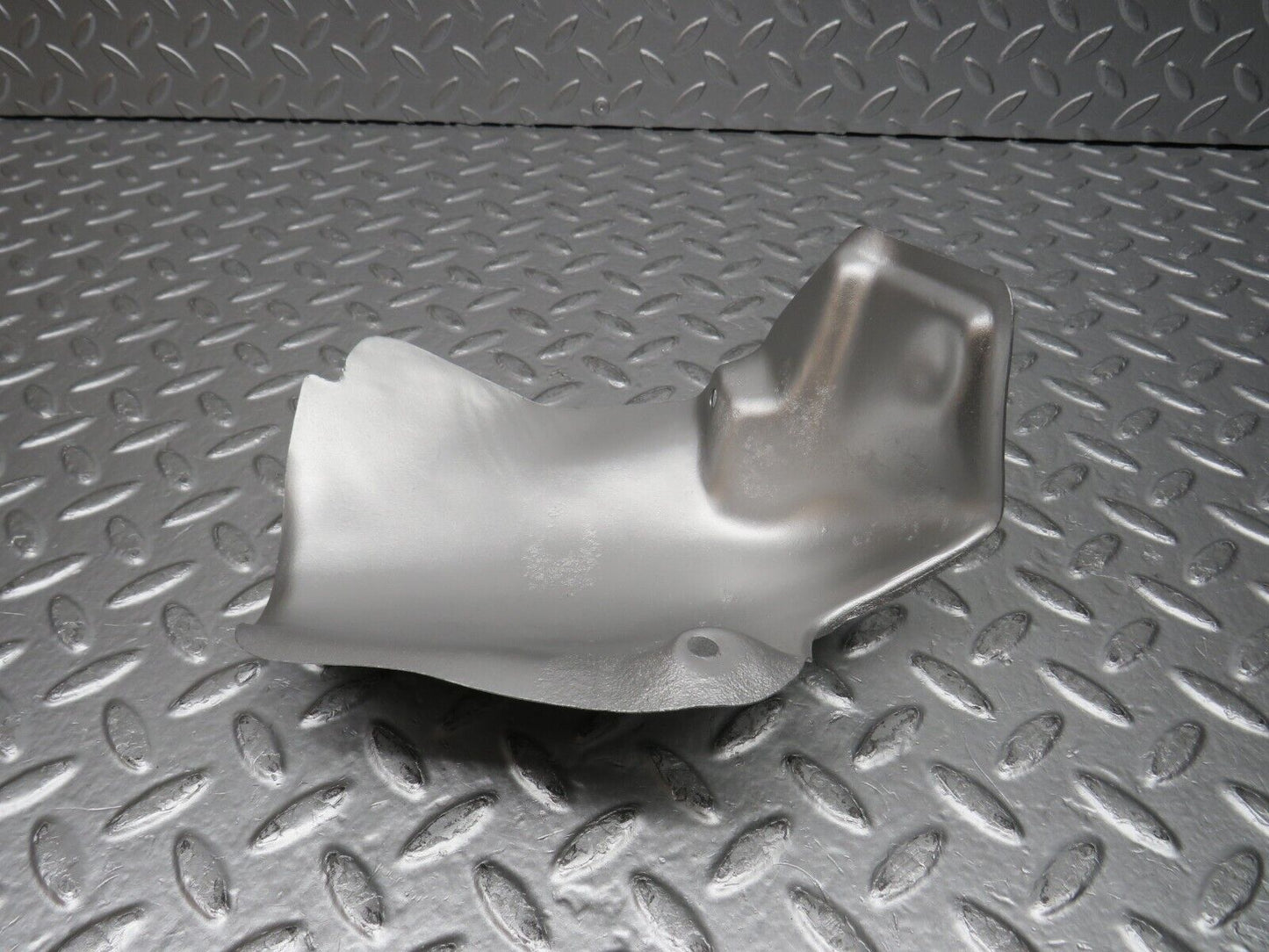 31655 Mercedes-Benz W201 190LE 1.8L Exhaust Heat Shield
