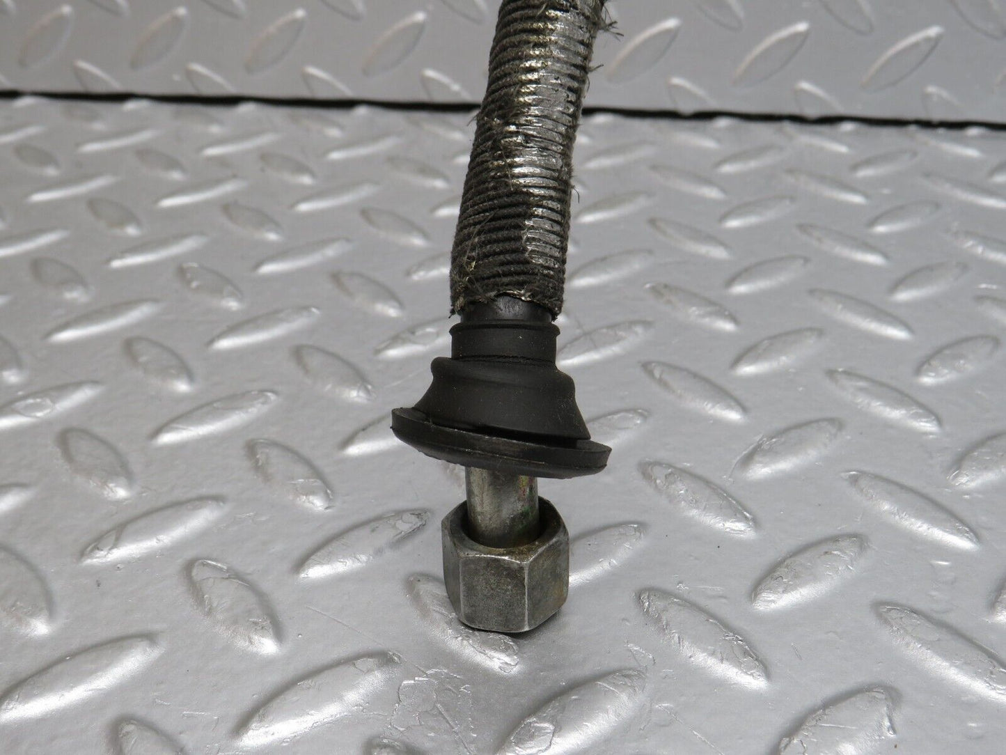 39218 Mercedes-Benz R107 500SL Coupe Brake Servo Vacuum Pipe