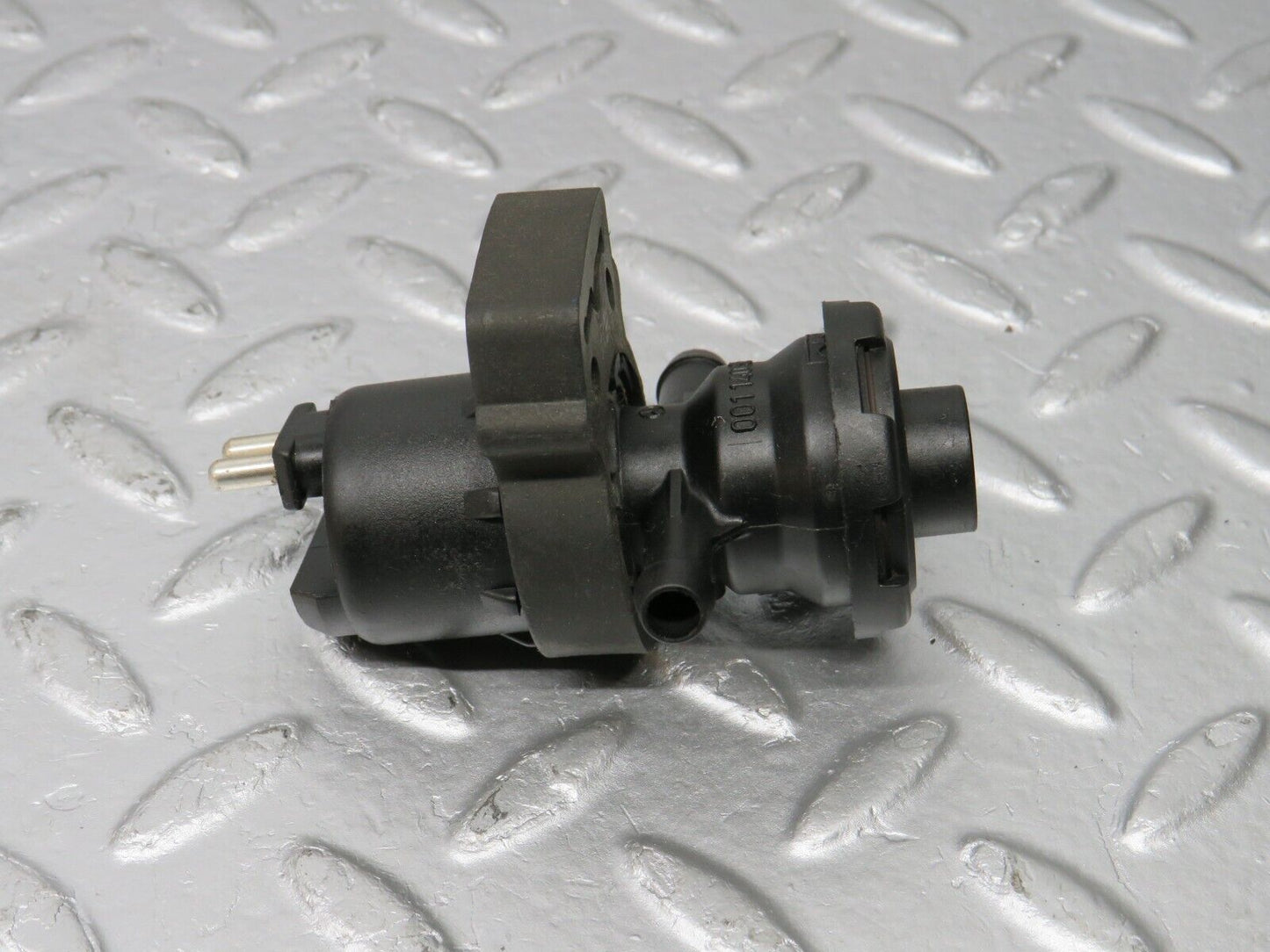 39715 Mercedes-Benz R129 320SL Coupe Fuel Regeneration Valve 0011409960