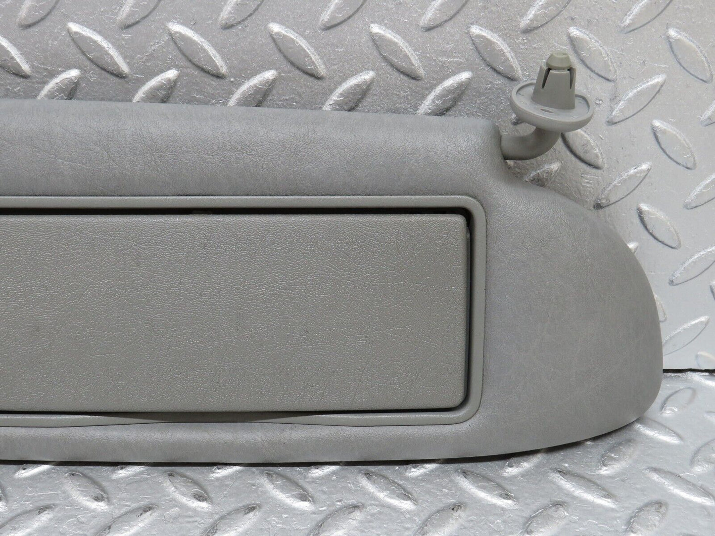 35969 Mercedes-Benz W126 420SE Sun Visor Right Side Grey