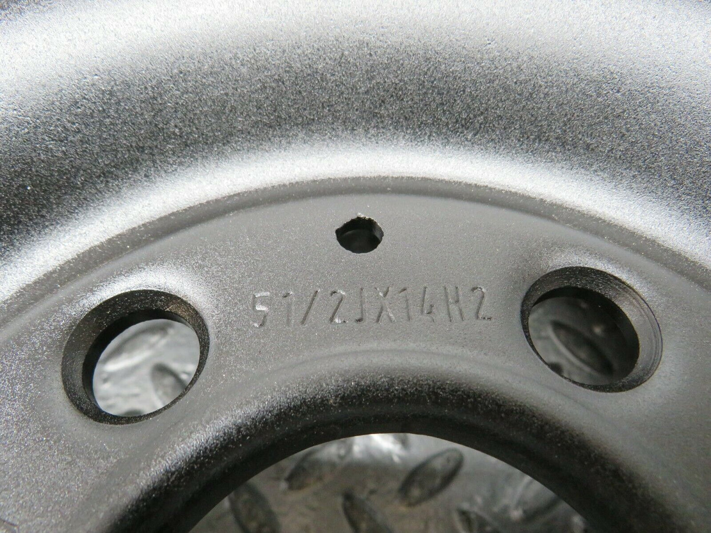 23690 Mercedes-Benz Steel Wheel 5.5Jx14H2 ET35 1154001302