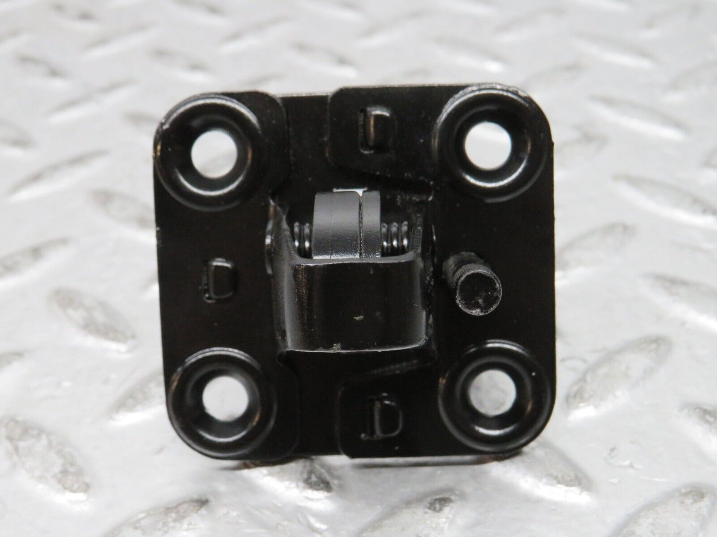 28758 Mercedes-Benz W123 230E Bonnet Lock Latch