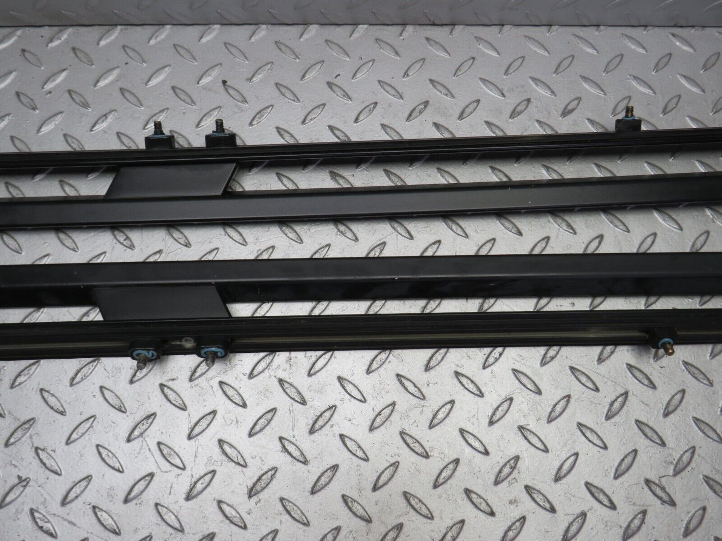 31498 Mercedes-Benz S124 220TE Wagon Roof Rack Rails Pair