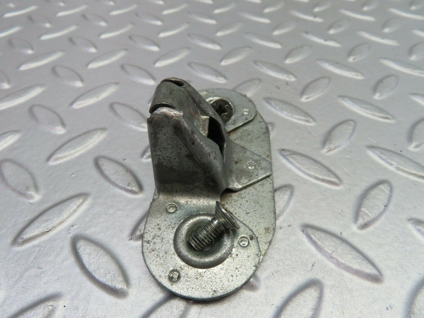 7363 Mercedes-Benz W116 450SE Trunk Lock Latch