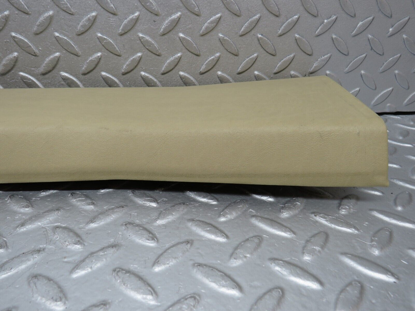 38711 Mercedes-Benz W201 190E 2.6L B Pillar Cover Left Beige 2016921789 2016920044