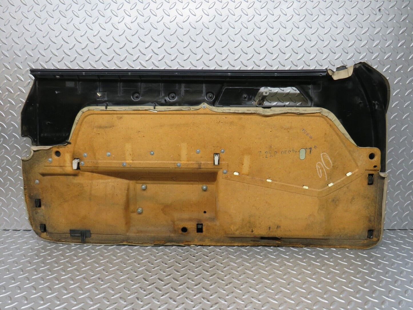28944 Mercedes-Benz C124 320CE Front Right Door Card Beige 1247273270