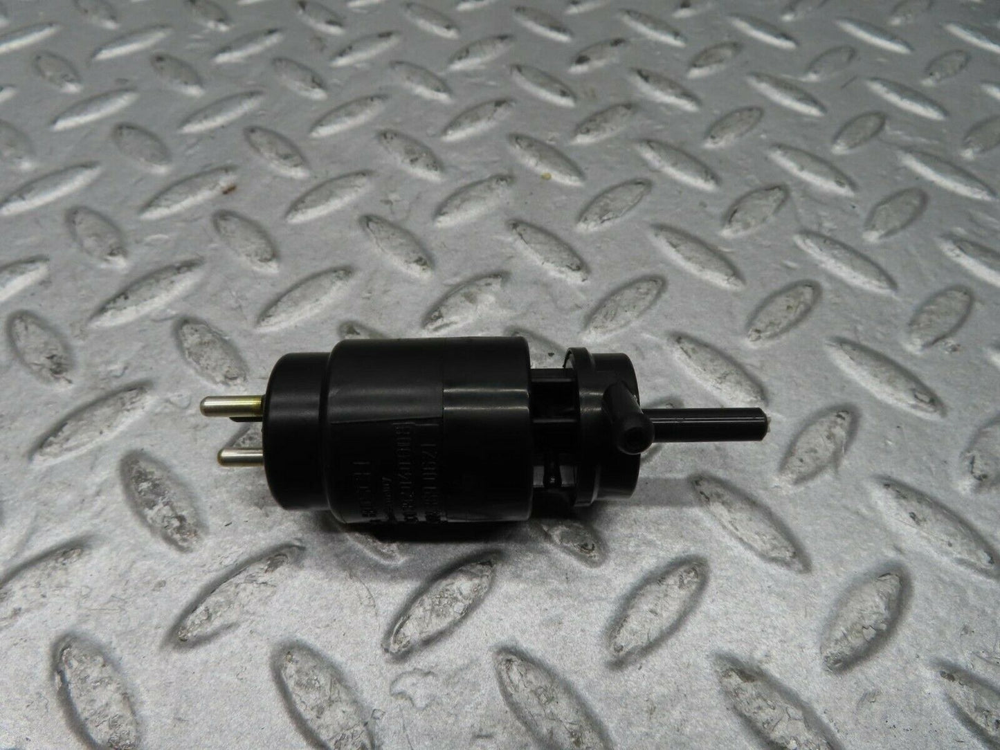 16630 Mercedes-Benz C107 380SLC Windscreen Washer Pump Bosch 1248690621