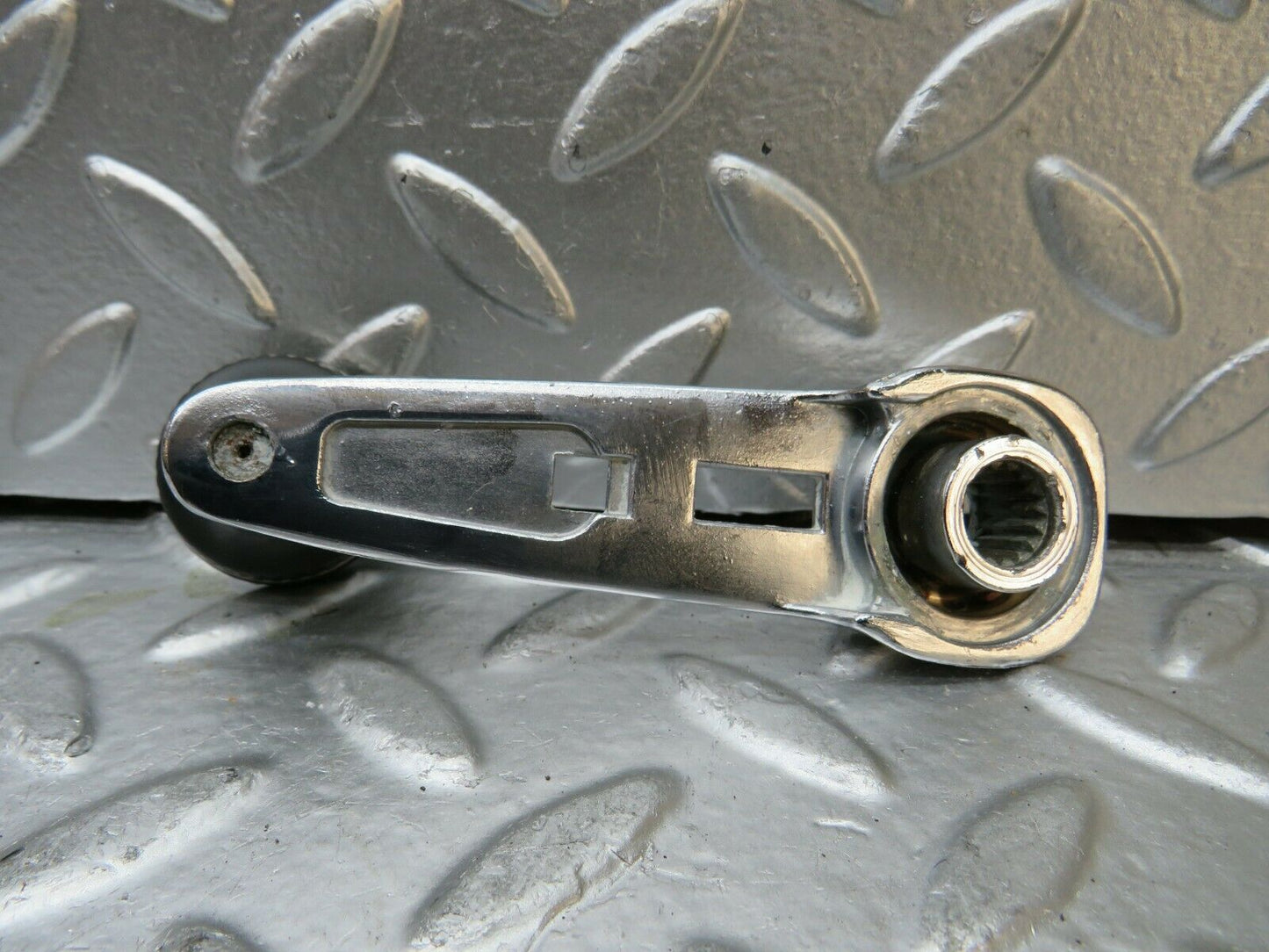 22991 Mercedes-Benz C123 230CE Coupe Window Lifter Crank Handle