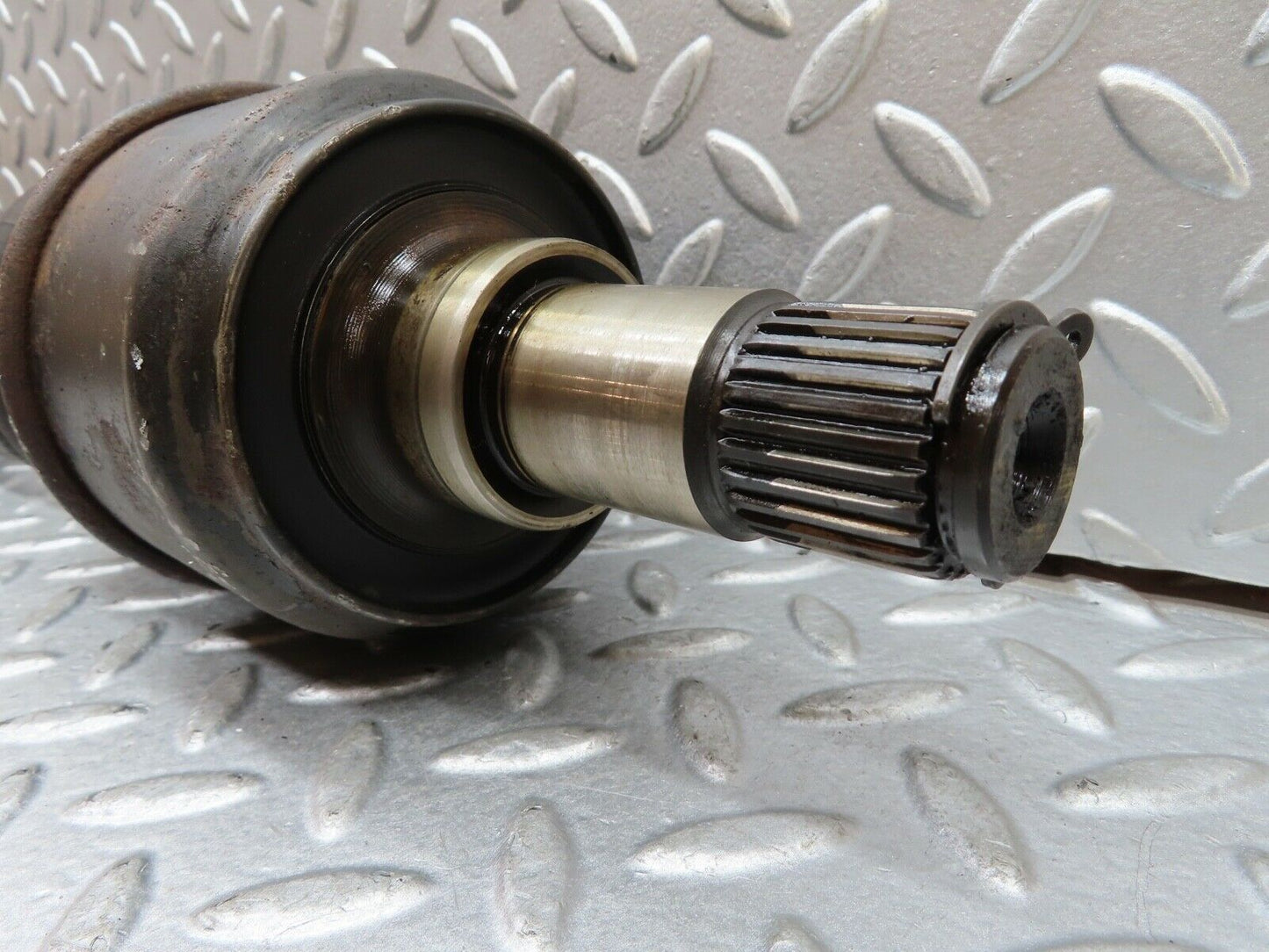 19214 Mercedes-Benz W123 300D Axle Shaft Drive Shaft