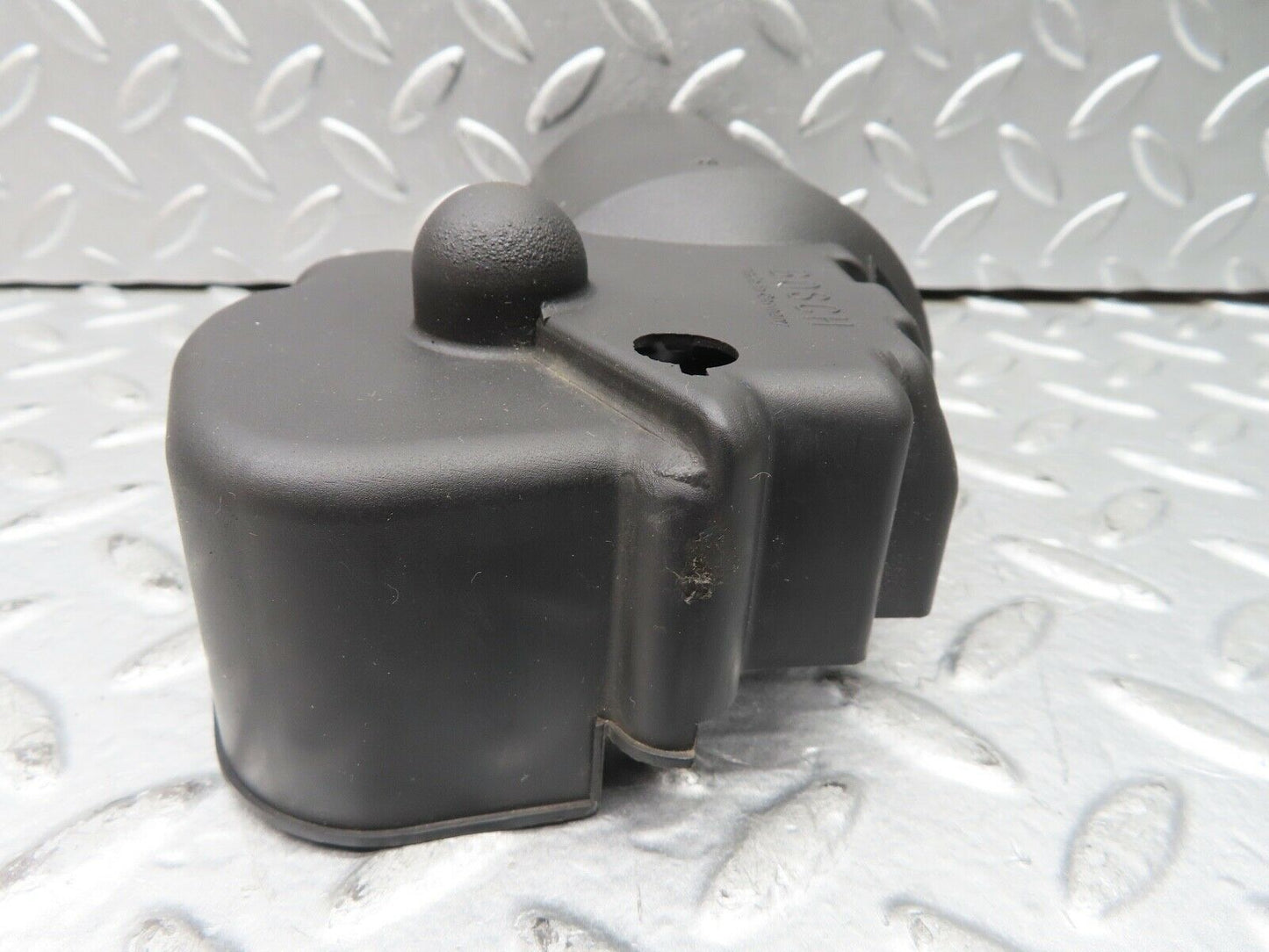 21703 Mercedes-Benz W126 300SE Wiper Motor Cover 3390591015