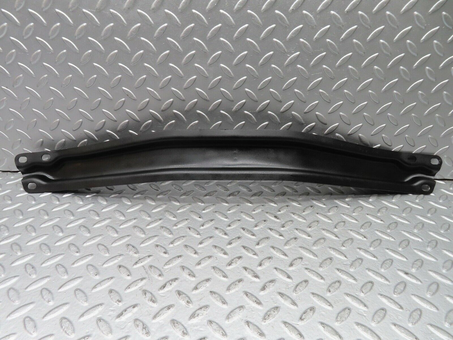 21530 Mercedes-Benz W126 300SE Engine Bracket Support