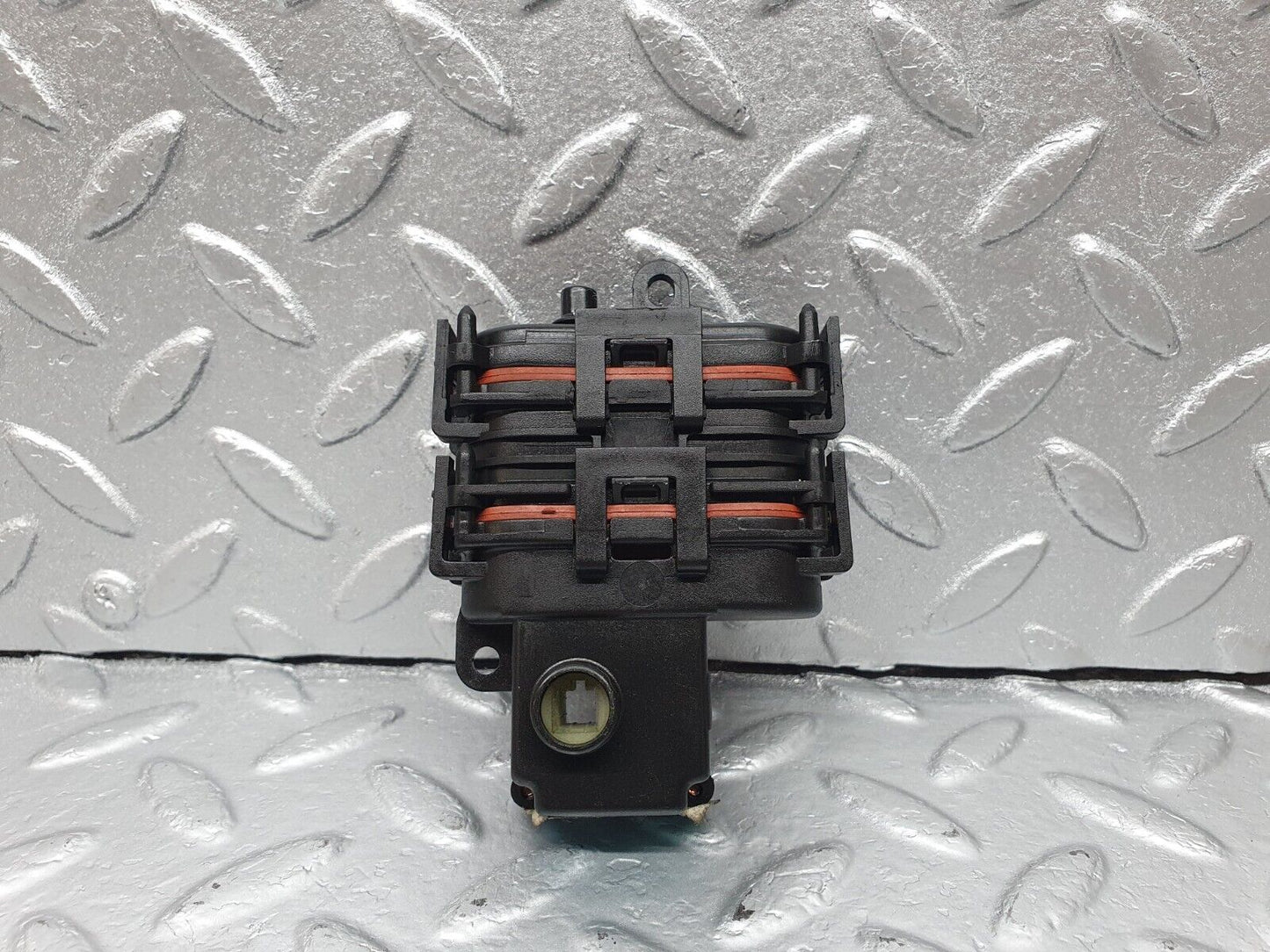 42256 Mercedes-Benz R129 320SL Coupe Heater Box Vacuum Actuator