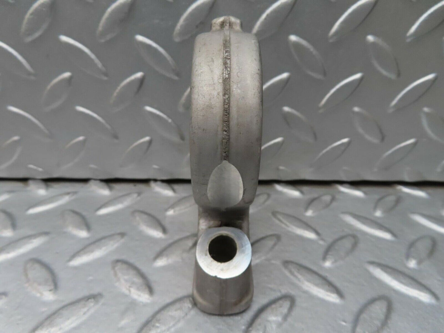 16552 Mercedes-Benz C107 350SLC Coupe Camshaft Tower Bearing 1160512112