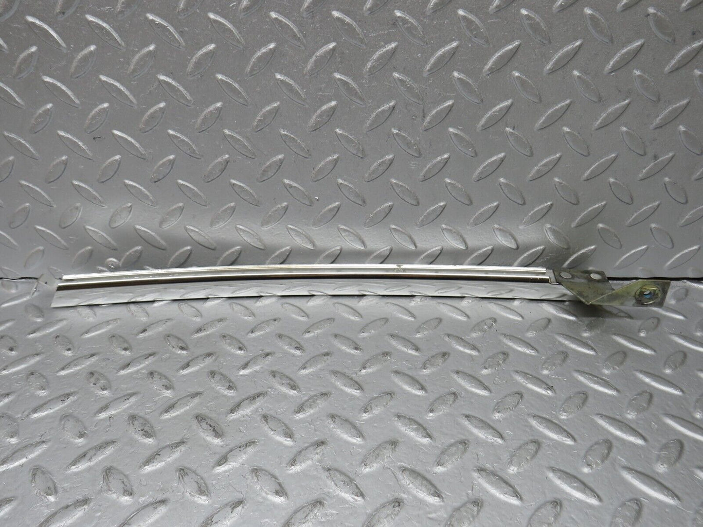 36218 Mercedes-Benz W126 420SE Rear Right Chrome Window Channel 1267300219