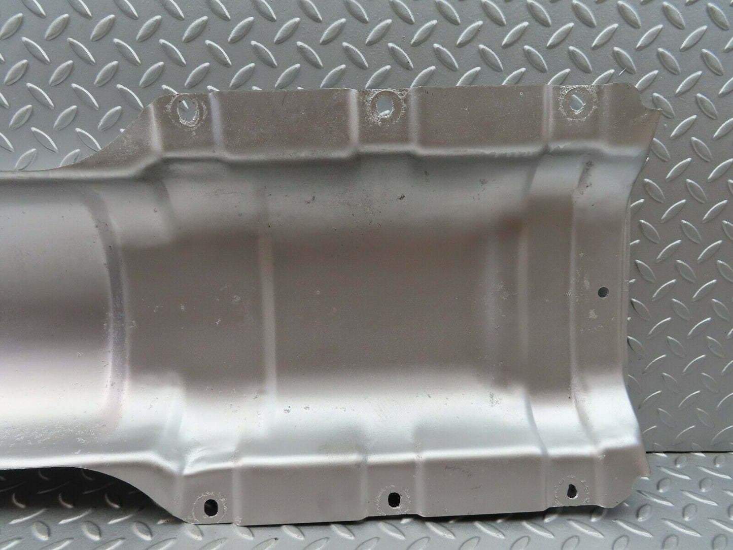6325 Mercedes-Benz W126 380SE Exhaust Heat Shield