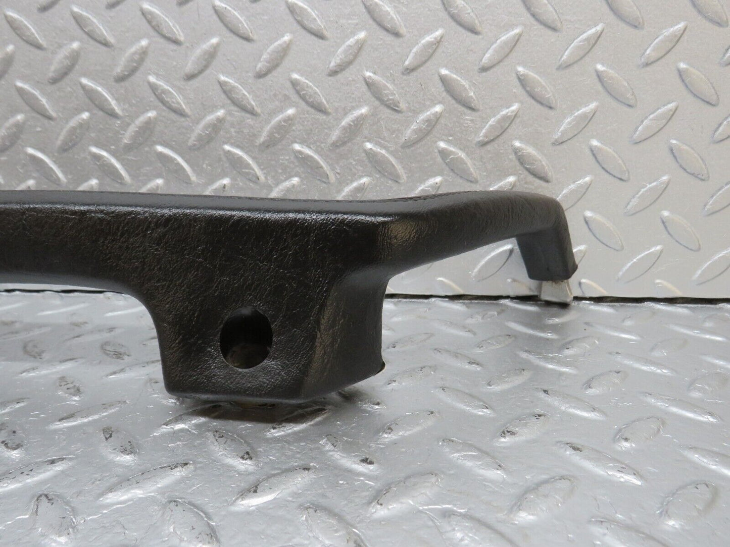 40555 Mercedes-Benz W123 300D Front Left Interior Door Handle Black 1239701701
