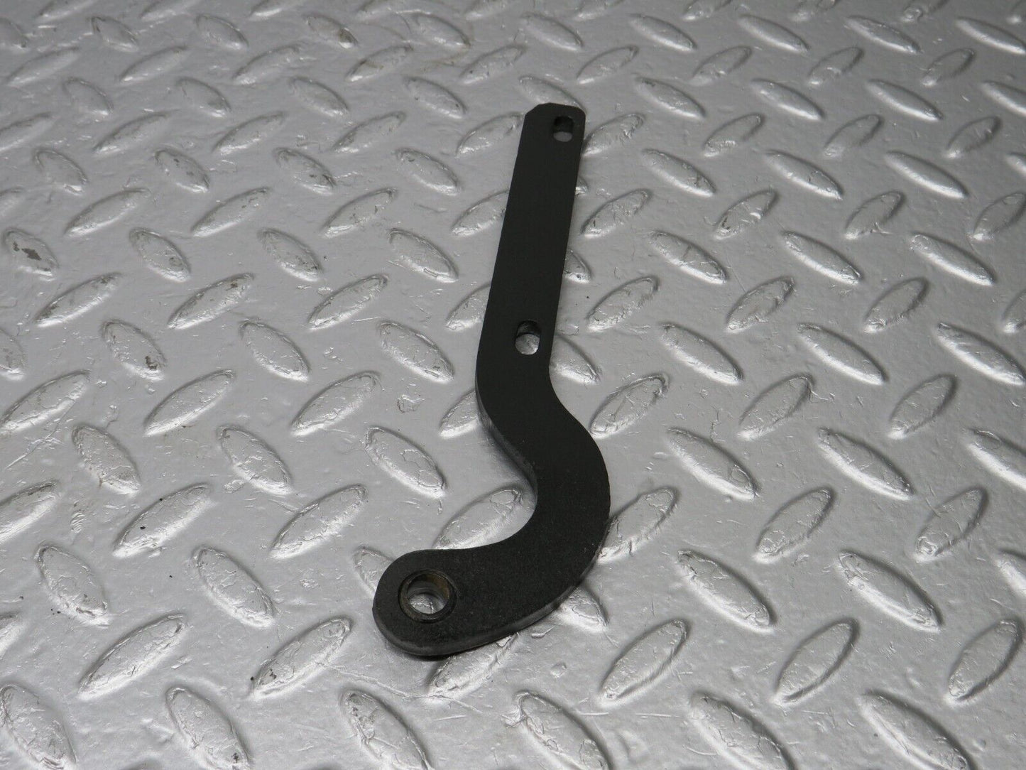 40409 Mercedes-Benz W110 230 Right Bonnet Hinge Support