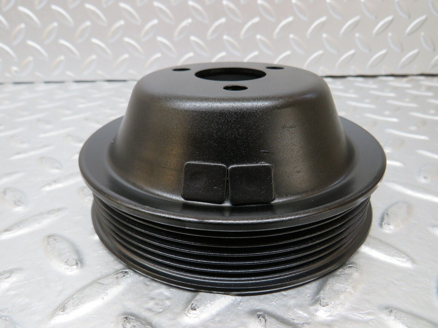 25912 Mercedes-Benz W124 280E Water Pump Pulley 1264600379
